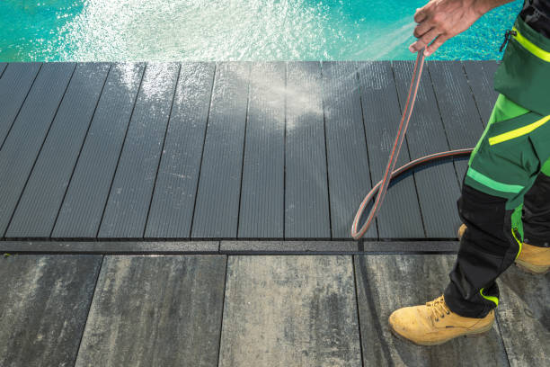 Best Commercial Pressure Washing  in University Heights, IA