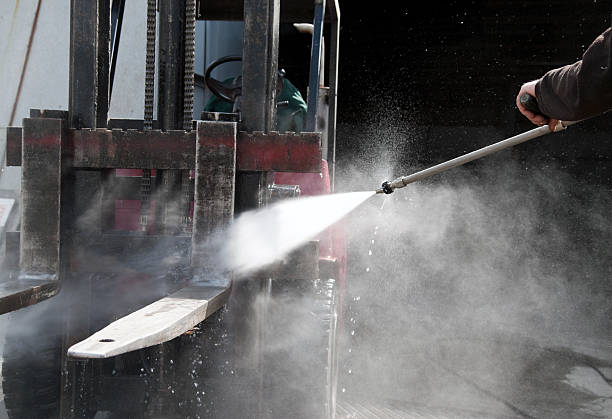 Best Roof Power Washing Services  in University Heights, IA